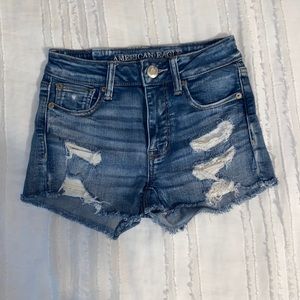 american eagle 00 hi-rise shortie with rips
